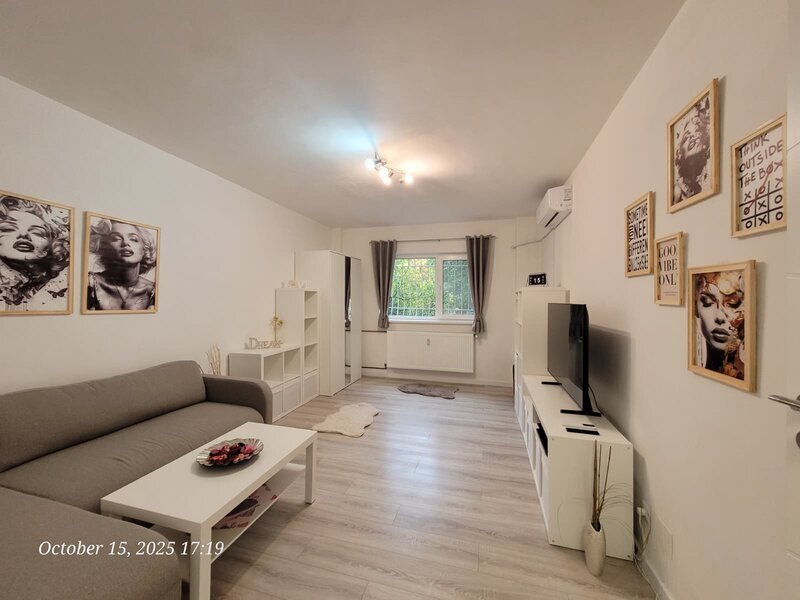 Tineretului, garsoniera 30 mp.